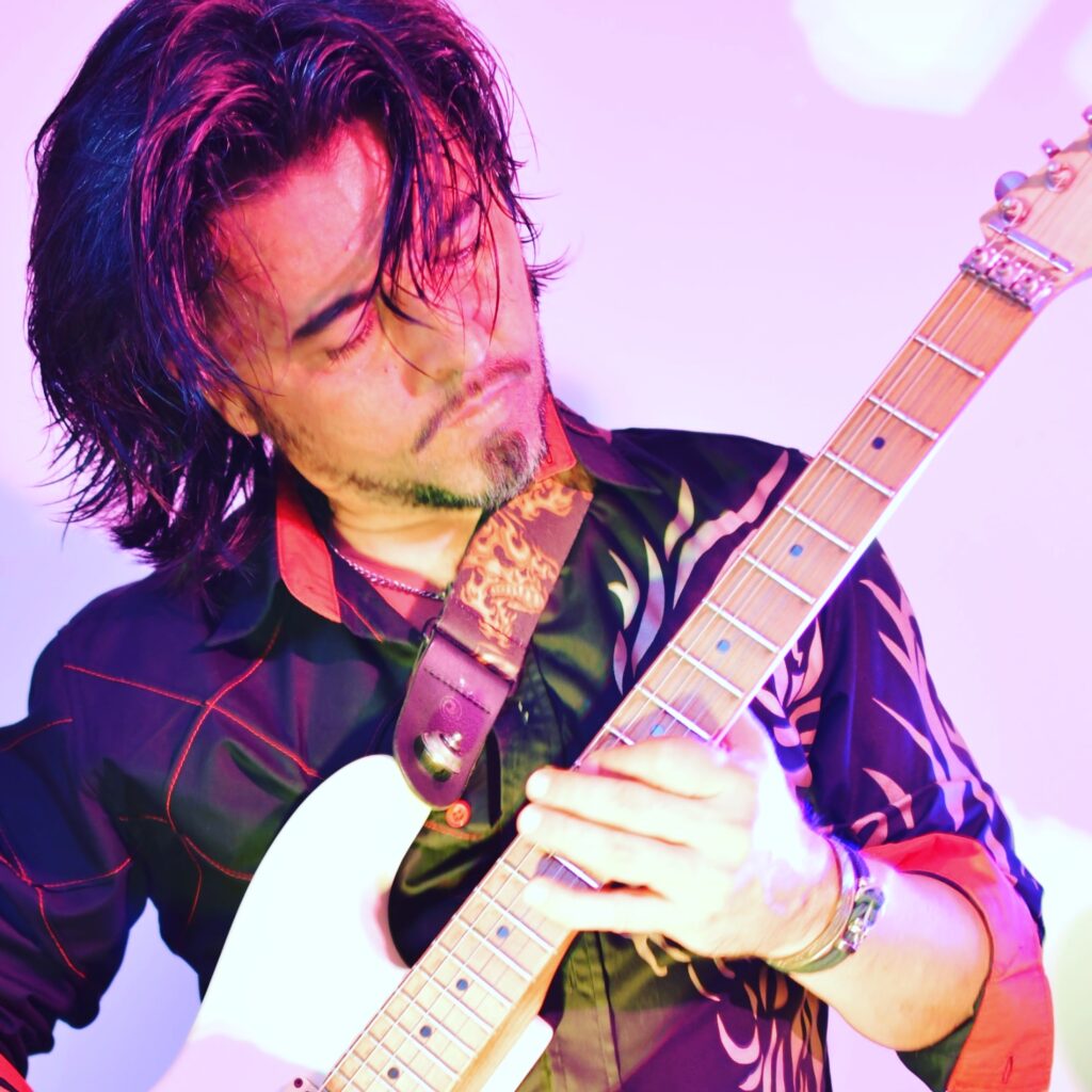 Guitarrista rock house Málaga